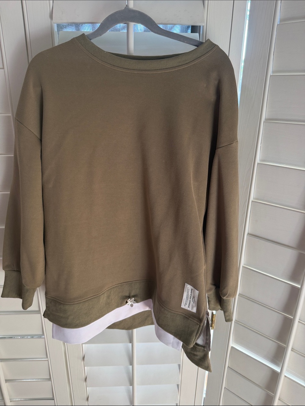 Women's Olive Crewneck Sweatshirt with Layered Hem